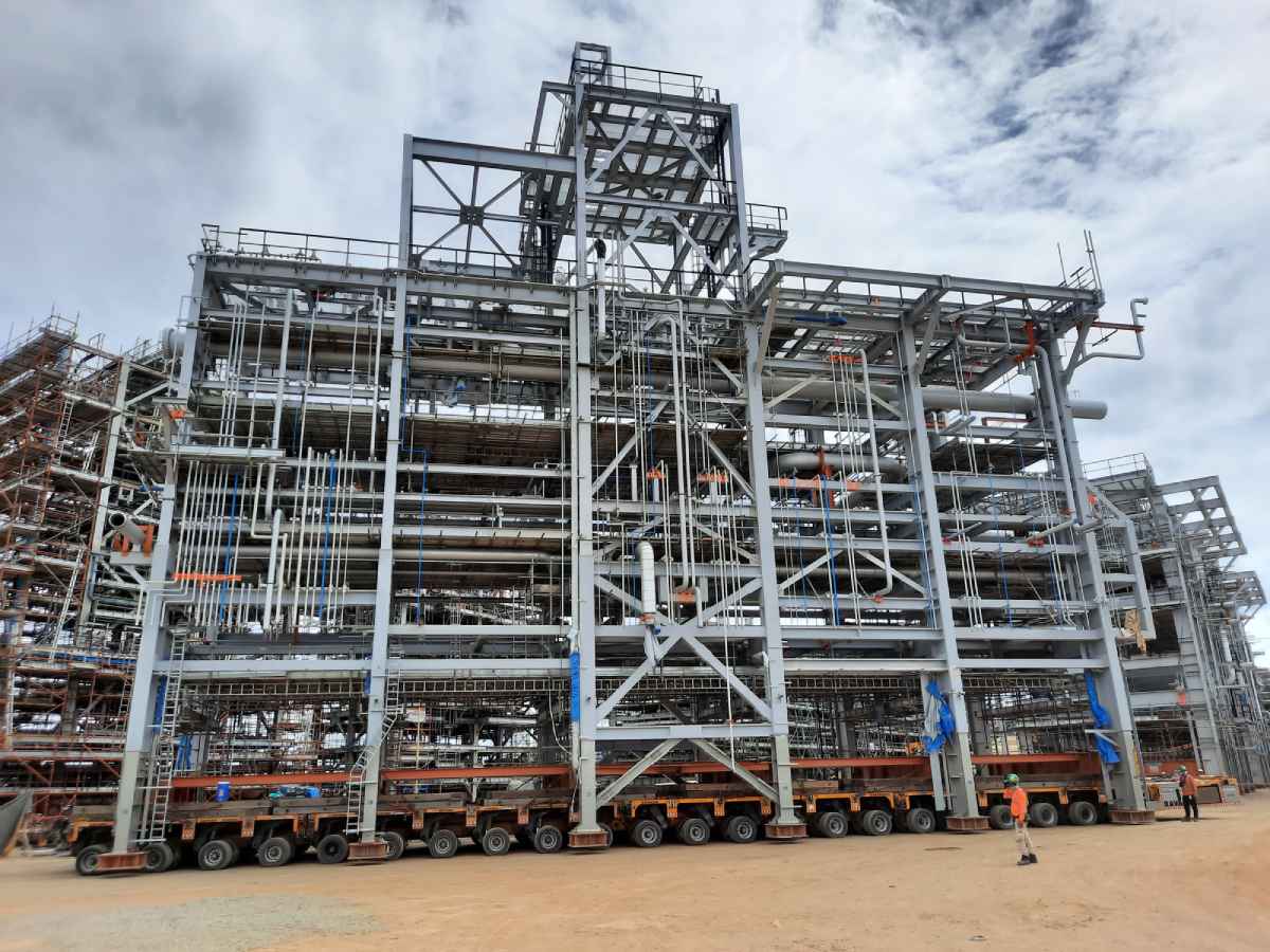 Crane Rental Philippines | RAVAGO Equipment